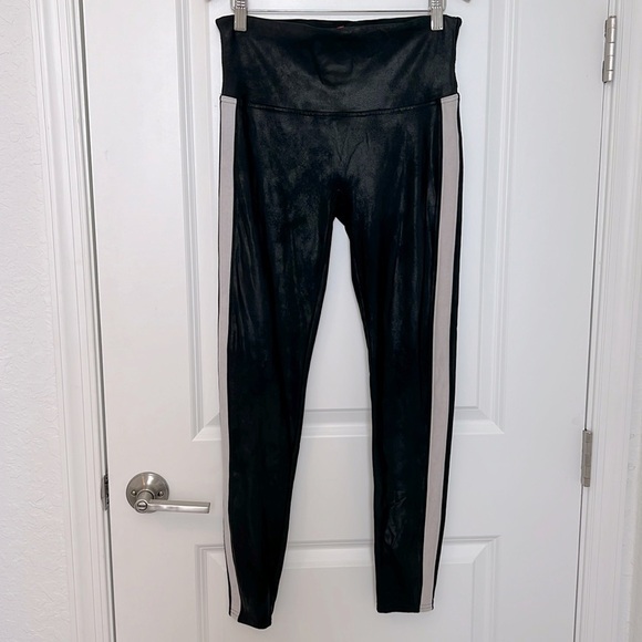 Spanx Black Faux Leather Side Stripe High Waist Leggings Large - Picture 11 of 17